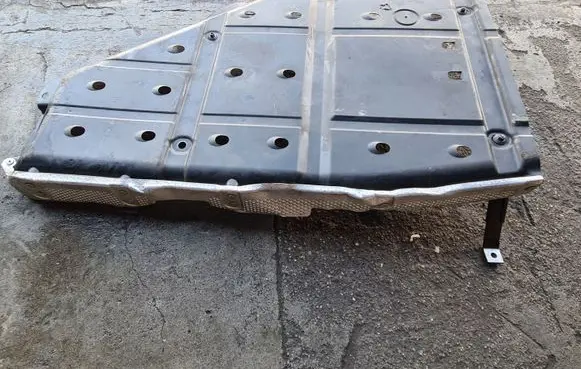 Lexus RX 450H Fuel tank bottom protection 7764148100
