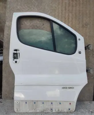 Renault Trafic II (X83) Front door