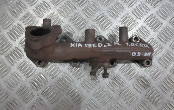 KIA Ceed Exhaust manifold