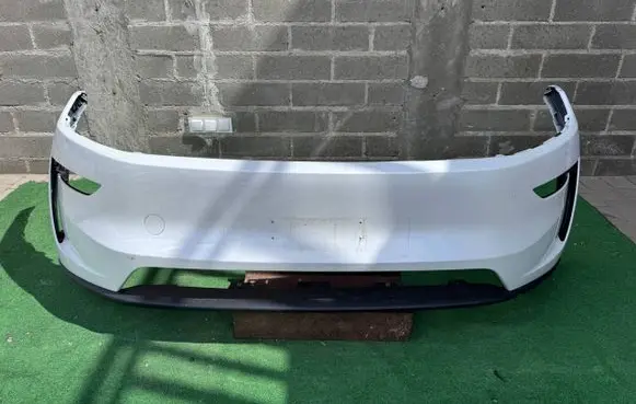 Tesla Model Y Juniper Front bumper 
