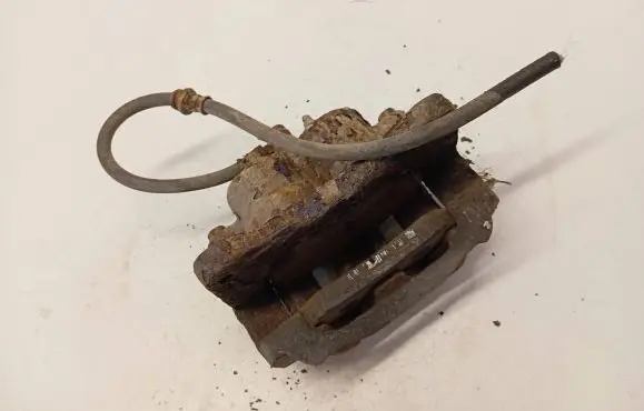 Mitsubishi Endeavor Front brake caliper