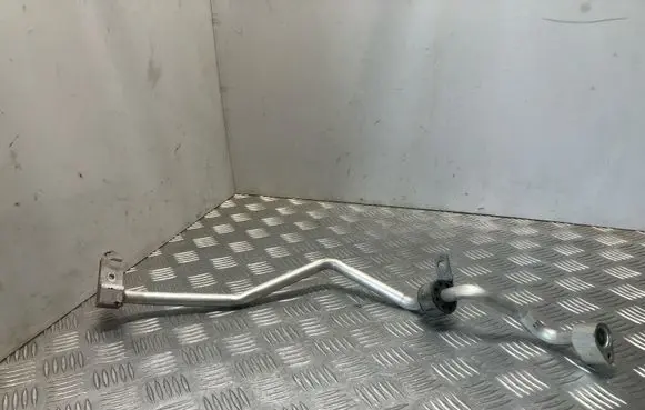 Nissan Juke I F15 Air conditioning (A/C) pipe/hose 924501KK2A