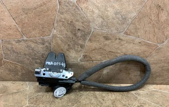 Mercedes-Benz CLS C218 X218 Tailgate/trunk/boot lock/catch/latch A2047500485