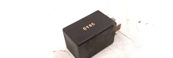 Volkswagen PASSAT B4 Other relay
