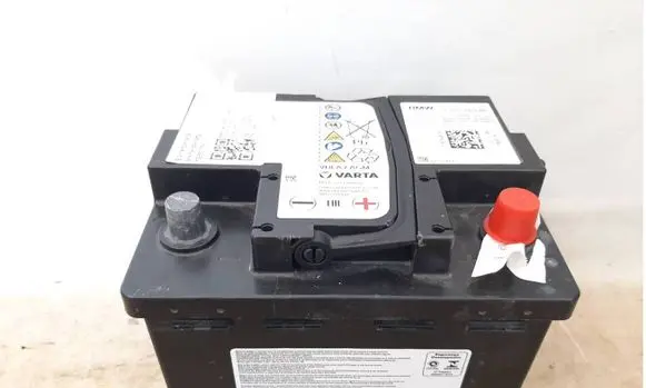 BMW 4 G22 G23 G24 G26 Car battery 9878488