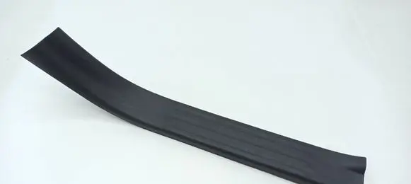 Nissan Navara D23 Rear sill trim cover 769B74KJ1A