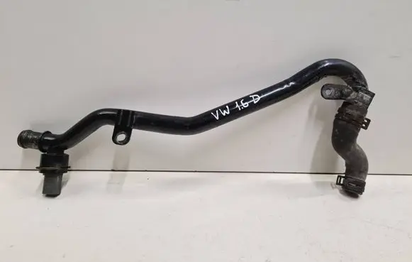 Volkswagen PASSAT B7 Engine coolant pipe/hose 5N0121065