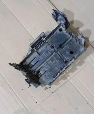 Citroen C5 Battery tray 9686469580 8917719