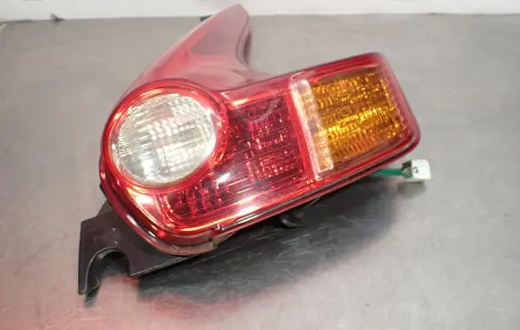 Nissan Juke I F15 Rear/tail lights