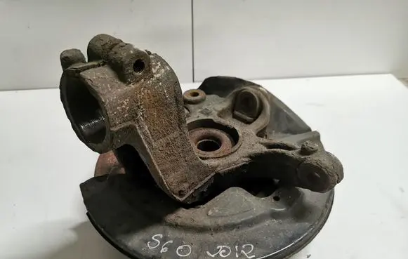 Volvo S60 Front wheel hub