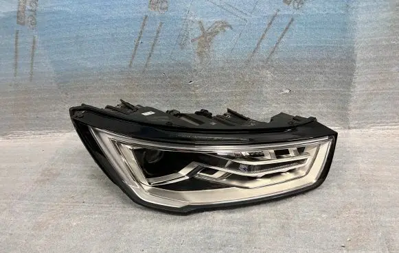 Audi A1 Headlight/headlamp 8XA941006
