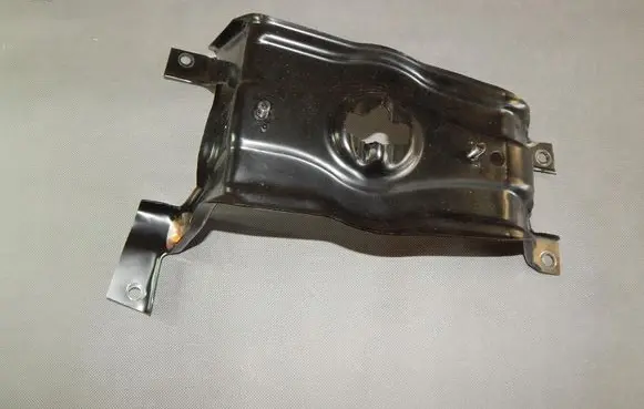 Audi A5 Spare wheel mounting bracket 8W0802717B