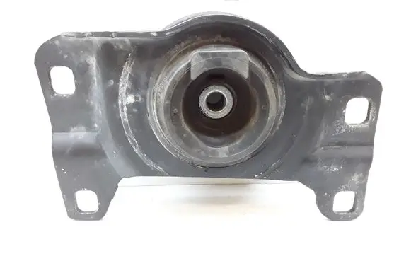 Volvo V50 Engine mount bracket 5N517M121KB 5N517M121