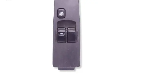 Mitsubishi Colt Electric window control switch MR587959