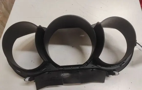 Suzuki Grand Vitara II Dashboard trim 7331165J1