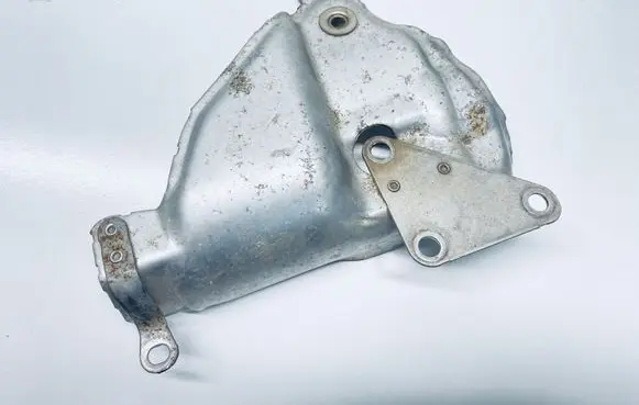 Volkswagen Golf VII Heat shield in engine bay 04E253041F