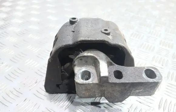 Volkswagen Golf IV Engine mount bracket 1J0199282