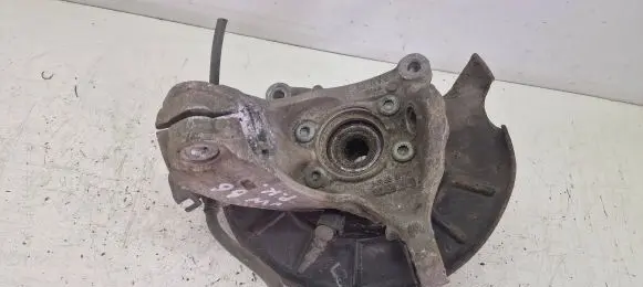 Volkswagen PASSAT B6 Front wheel hub