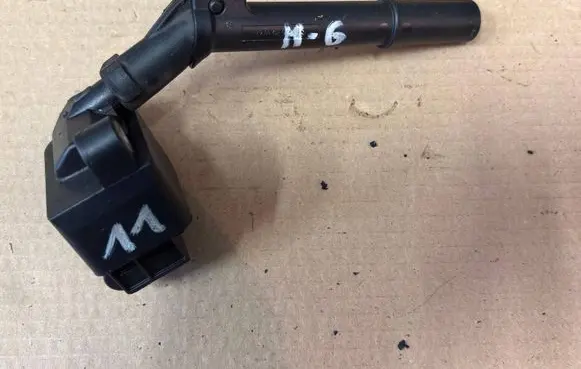 High voltage ignition coil