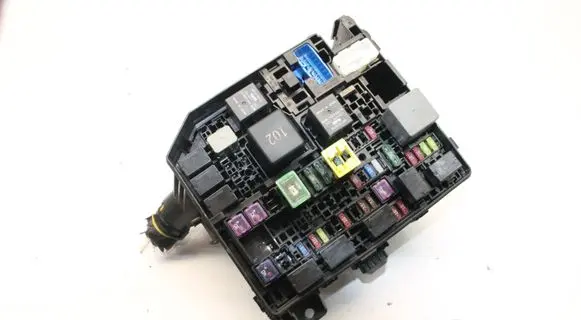 Mitsubishi Outlander Fuse box set