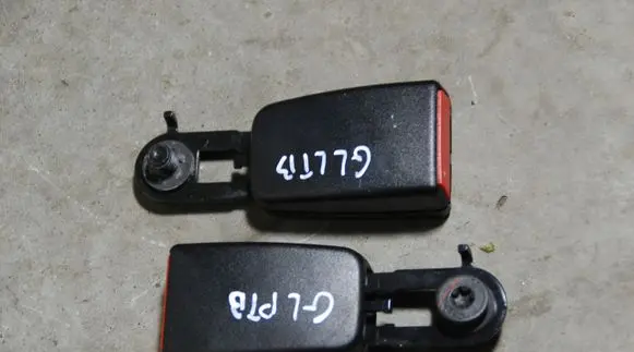 Mercedes-Benz GL X164 Seat belt trim GL164
