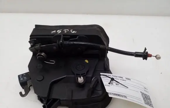 BMW X5 E53 Rear door lock 