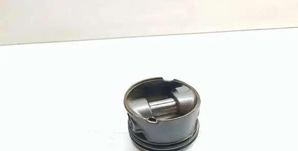 BMW 3 E90 E91 Piston 84L107