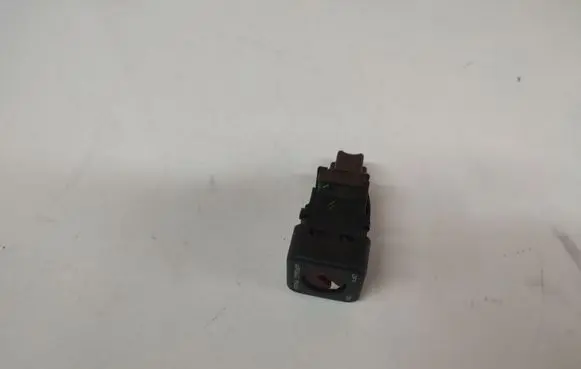 Citroen C5 Passenger airbag on/off switch