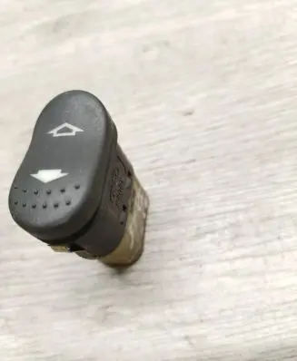 Ford Focus Electric window control switch 42936