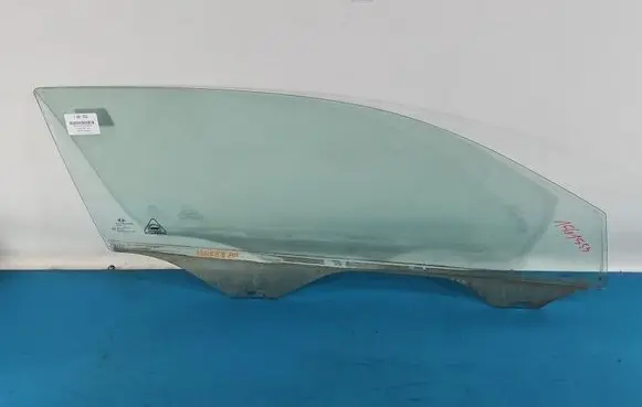 KIA Ceed Front door window glass four-door IMPRK1561553