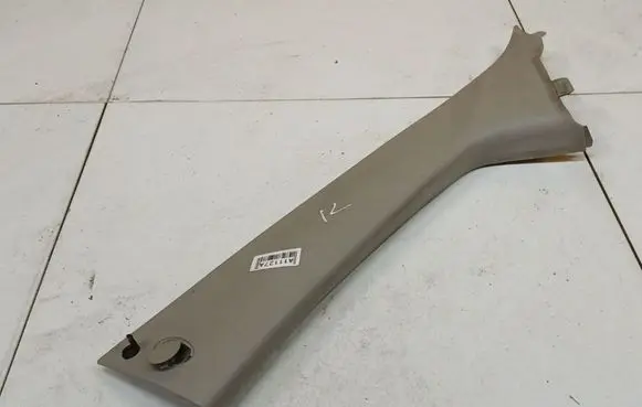 Chevrolet Captiva (C) pillar trim 