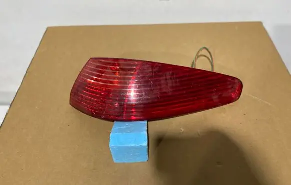 Peugeot 607 Rear/tail lights 2543