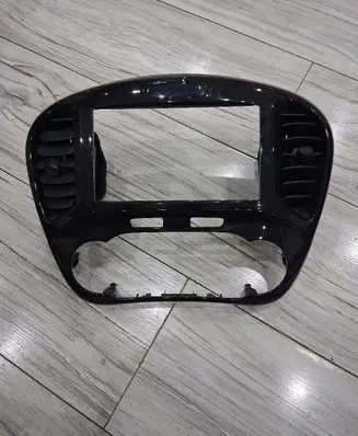 Nissan Juke I F15 Dashboard air vent grill cover trim 682601ke0a