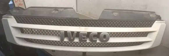 Iveco Daily 4th gen Front bumper upper radiator grill 50105