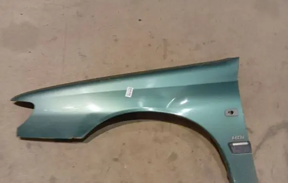 Peugeot 406 Fender 