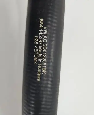 Engine coolant pipe/hose