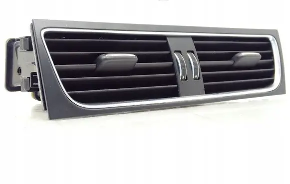 Audi A5 Dashboard side air vent grill/cover trim 8T2820951E