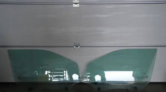 Citroen C4 Cactus Sliding door window/glass 