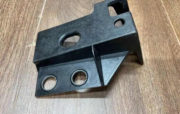 Renault Megane E-Tech Headlight/headlamp mounting bracket 622234745R
