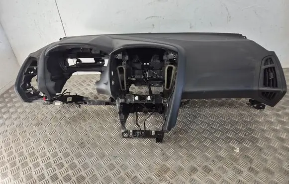 Ford Focus Dashboard 