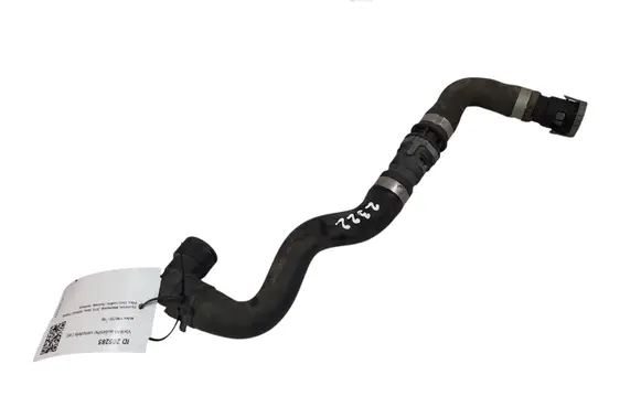 Volvo V40 Engine coolant pipe/hose
