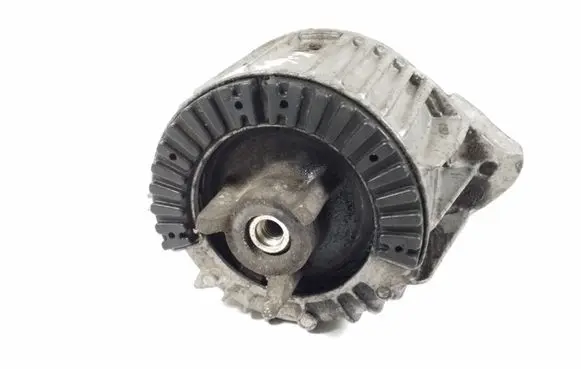 Mercedes-Benz C W204 Engine mount bracket A2122404117
