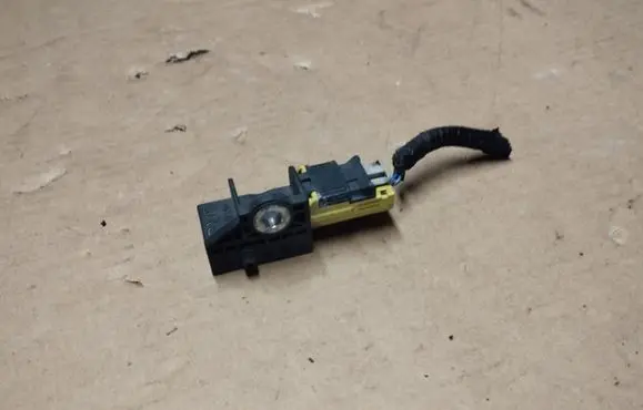 Honda CR-V Airbag deployment crash/impact sensor 77930T1GA010M4