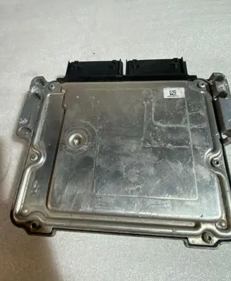 Ford Focus Engine control unit/module F1F112B684AD FT7A12A650PB 0281033282