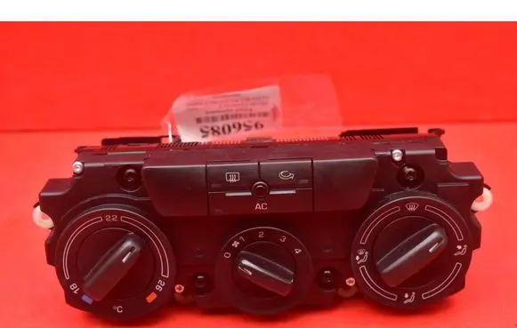 Skoda Octavia Mk2 (1Z) Climate control unit