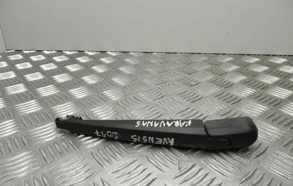 Toyota Avensis T270 Rear wiper blade arm 07435 T1524