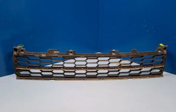 Skoda Superb B8 (3V) Front bumper lower grill 3V0853677A