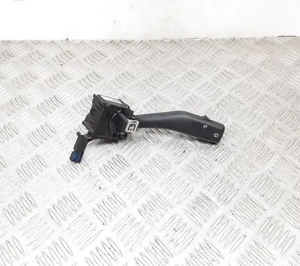 Volkswagen Jetta V Wiper control stalk ANH80H005A 30C0196A
