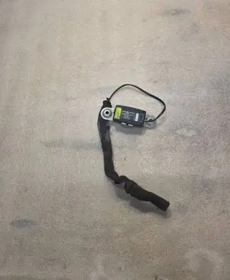 Audi A8 S8 D2 4D Antenna control unit 7612001123 4D0919893