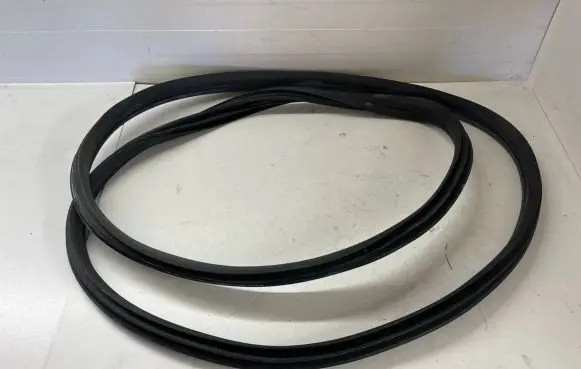 Mercedes-Benz C W205 Rubber seal front coupe door a2056363800